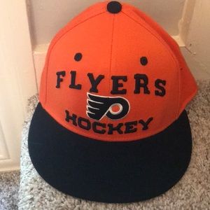 Reebok Flyers Cap size L/XL Center Ice Collection